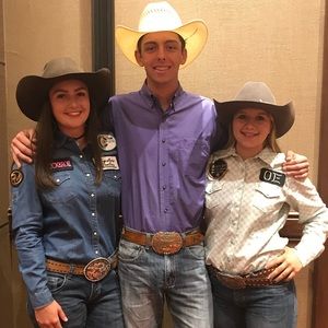 Meet your Posher, Tia